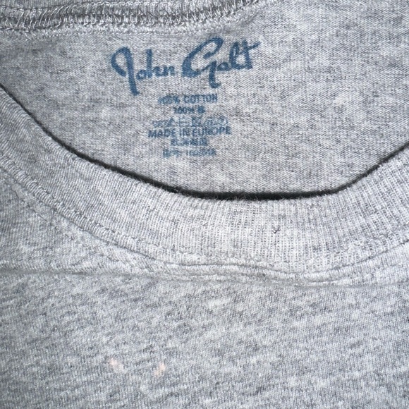 Brandy Melville Croped Tee - Picture 3 of 5